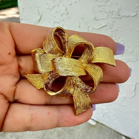 Vintage Jewelry 90s Gold Classic Ribbon Carolina gold brooch Bow Brooch - Picture 2 of 8